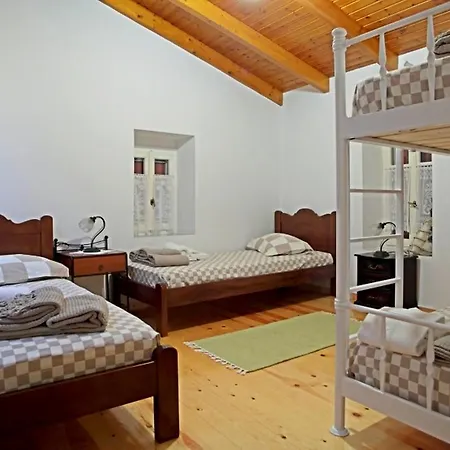 Menelia Casa vacanze Platístoma