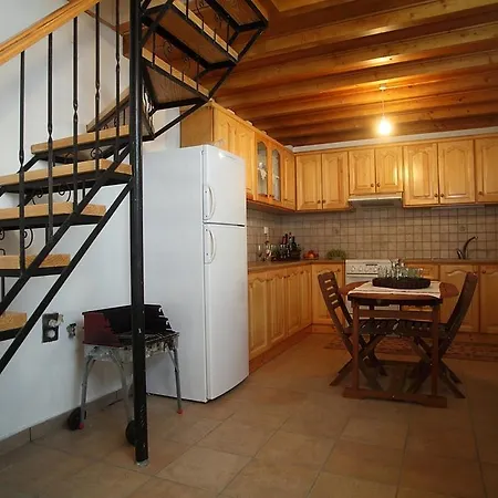 Menelia Casa vacanze Platístoma