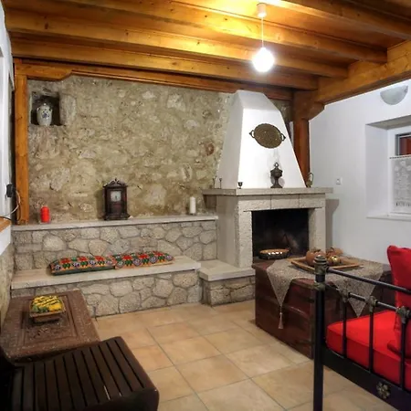 Menelia Casa vacanze Platístoma